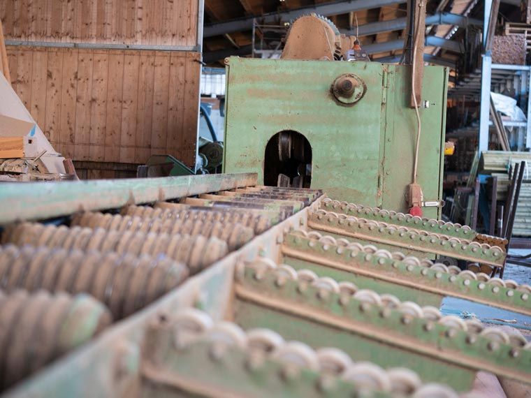 Maschine für die Holzverarbeitung bei Niederschweiberer Landkreis Mühlheim am Inn